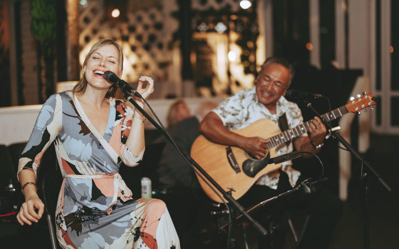 Port Douglas wedding singer performing a musical duo